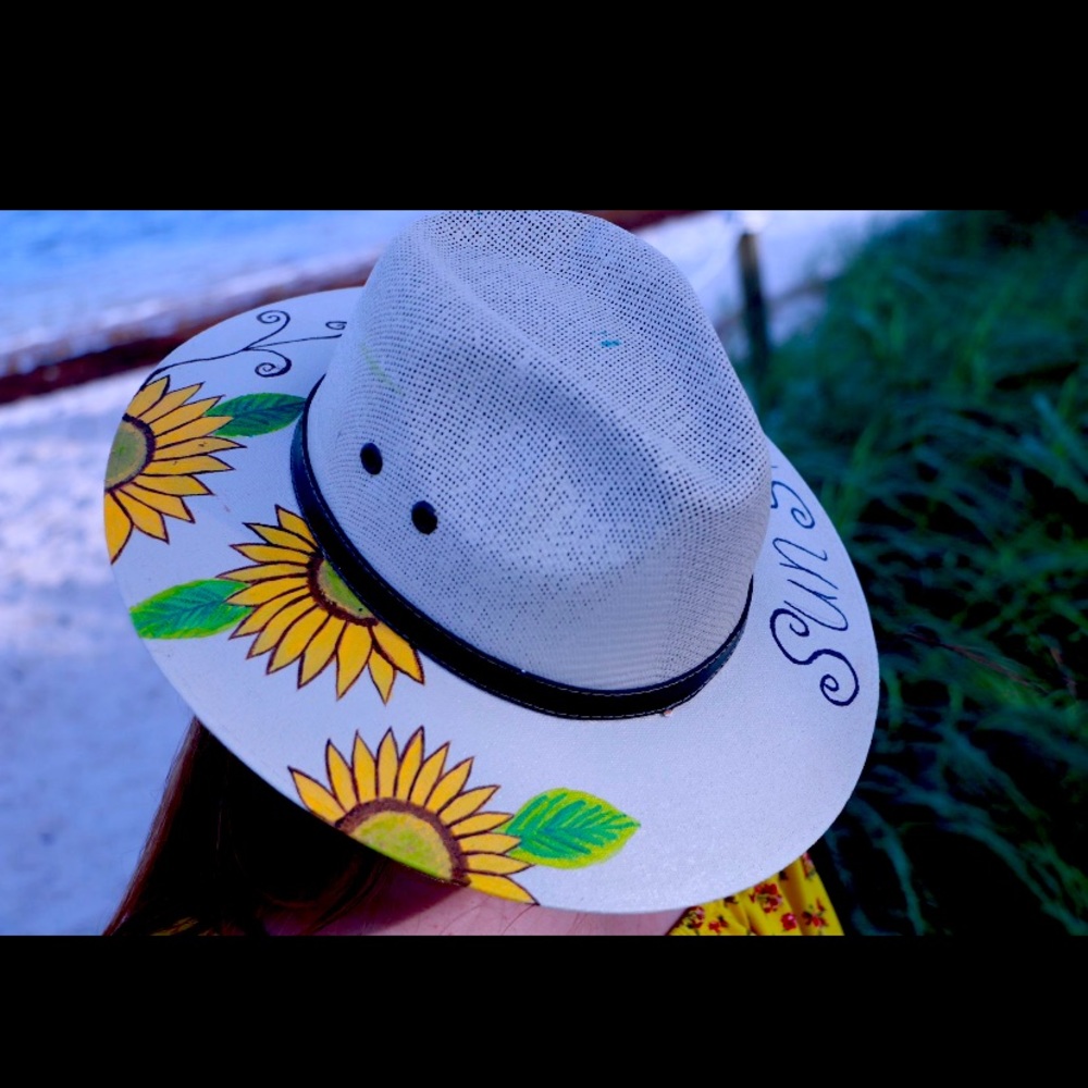 Hand paint
